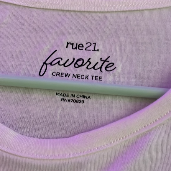 Rue 21 never worn white crew neck tee - Picture 3 of 3